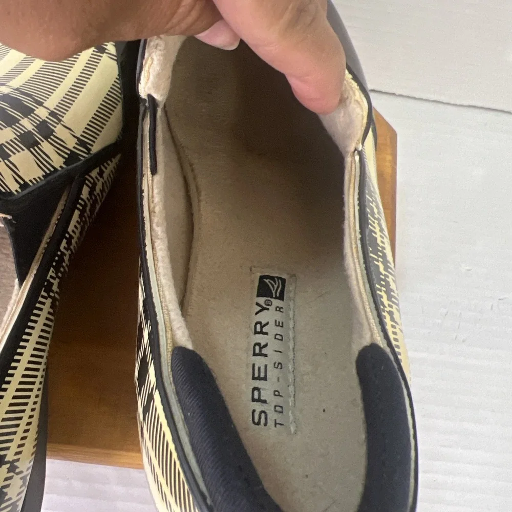 Sperry Top‎ Sider Waterproof Plaid Women's size 8M